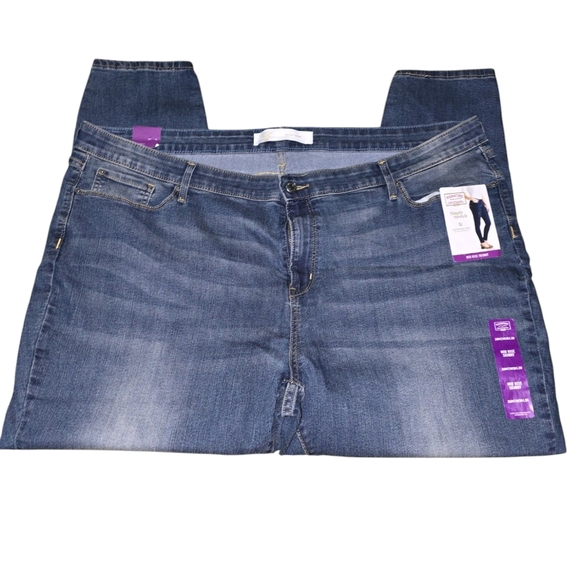 Womens Signature By Levi StraussBlue Denim Jeans, Size 26, NWT!!! - Picture 2 of 4